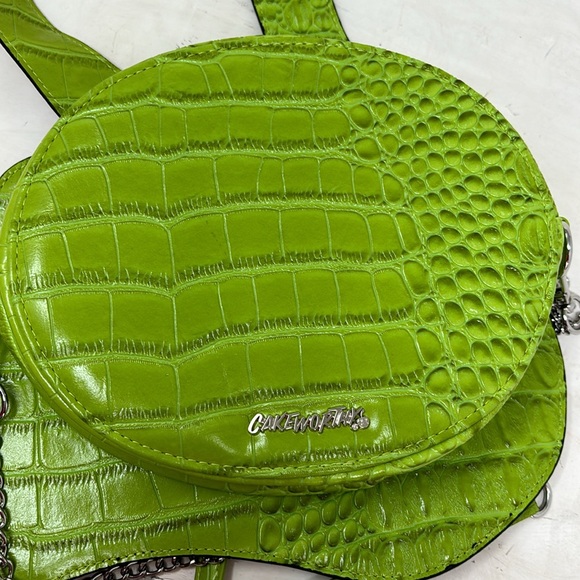 Cakeworthy Loki alligator purse - Picture 8 of 8